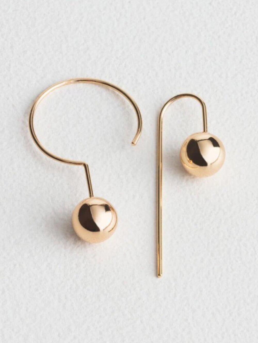 & Other Stories Asymmetric Sphere Earrings